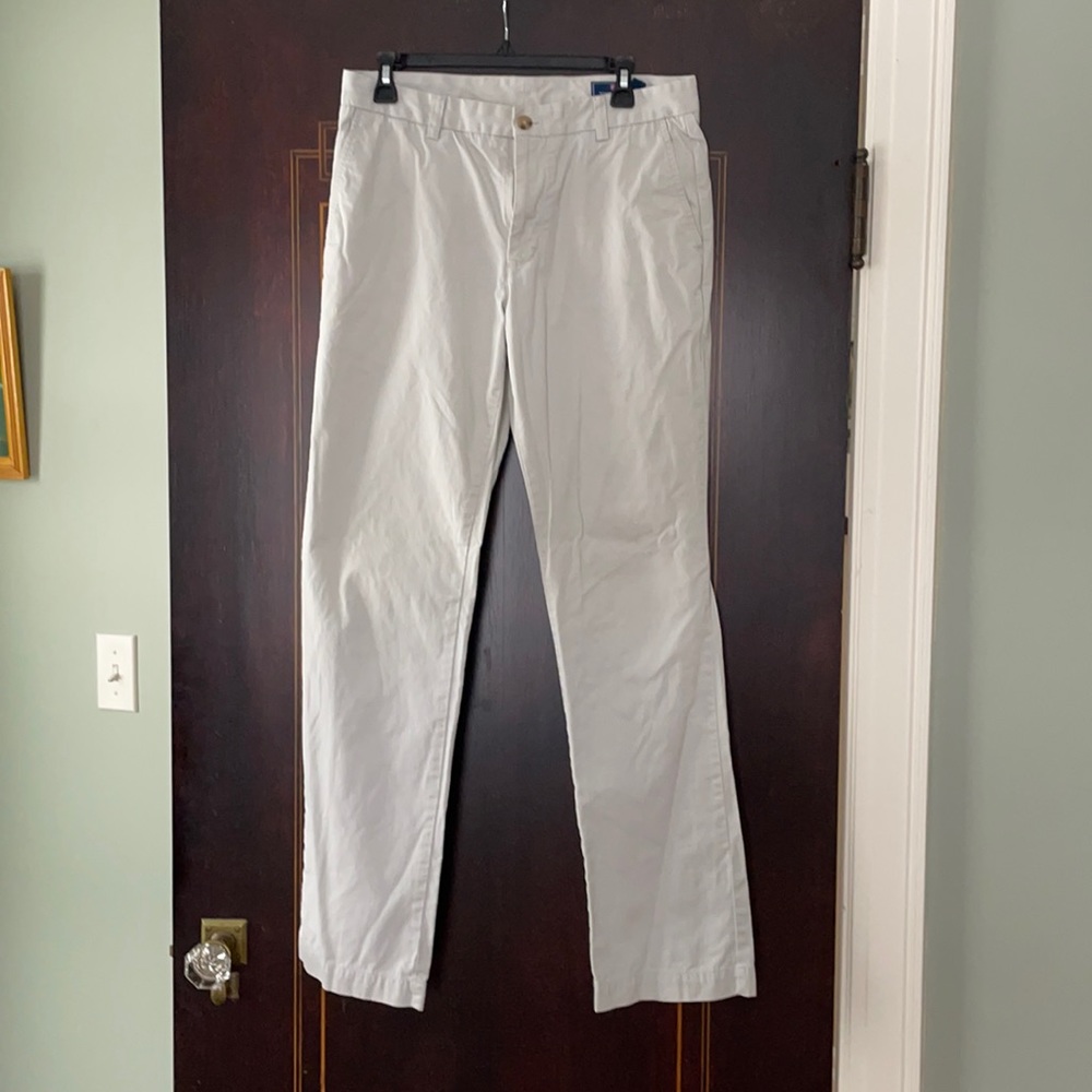 Vineyard vine khakis. 32x34